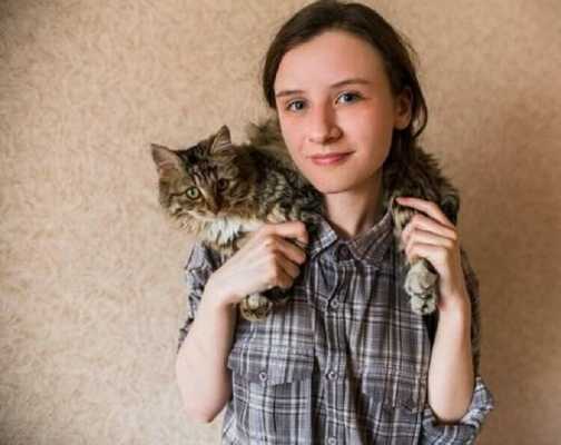 Как школьница спасла кошку, застрявшую в вентиляционной трубе и просидевшую там 10 дней
